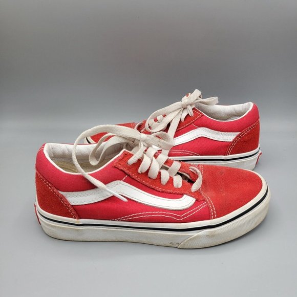 VANS Off the Wall Pre-owned Red Suede Tie Sneakers - sz. 2 - Picture 2 of 11
